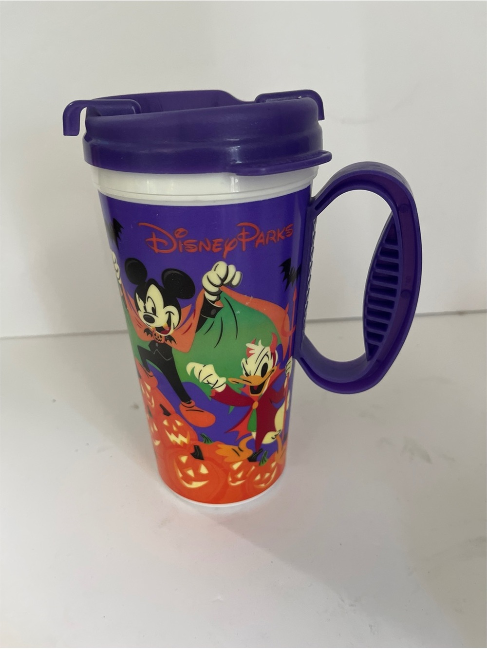 Disneyland 2018 Halloween Plastic 
Souvenir Cup